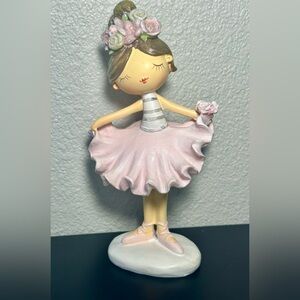 Fairy Ballerina Girl In Resina Dancer Figurine With Floral Crown 8” Tall New